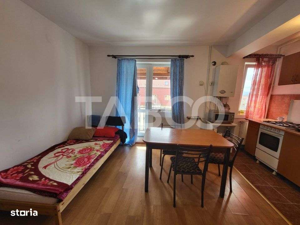Apartament de vanzare 84 mp 4 camere pe 2 etaje zona Rahovei - Imagine principală: 2/9