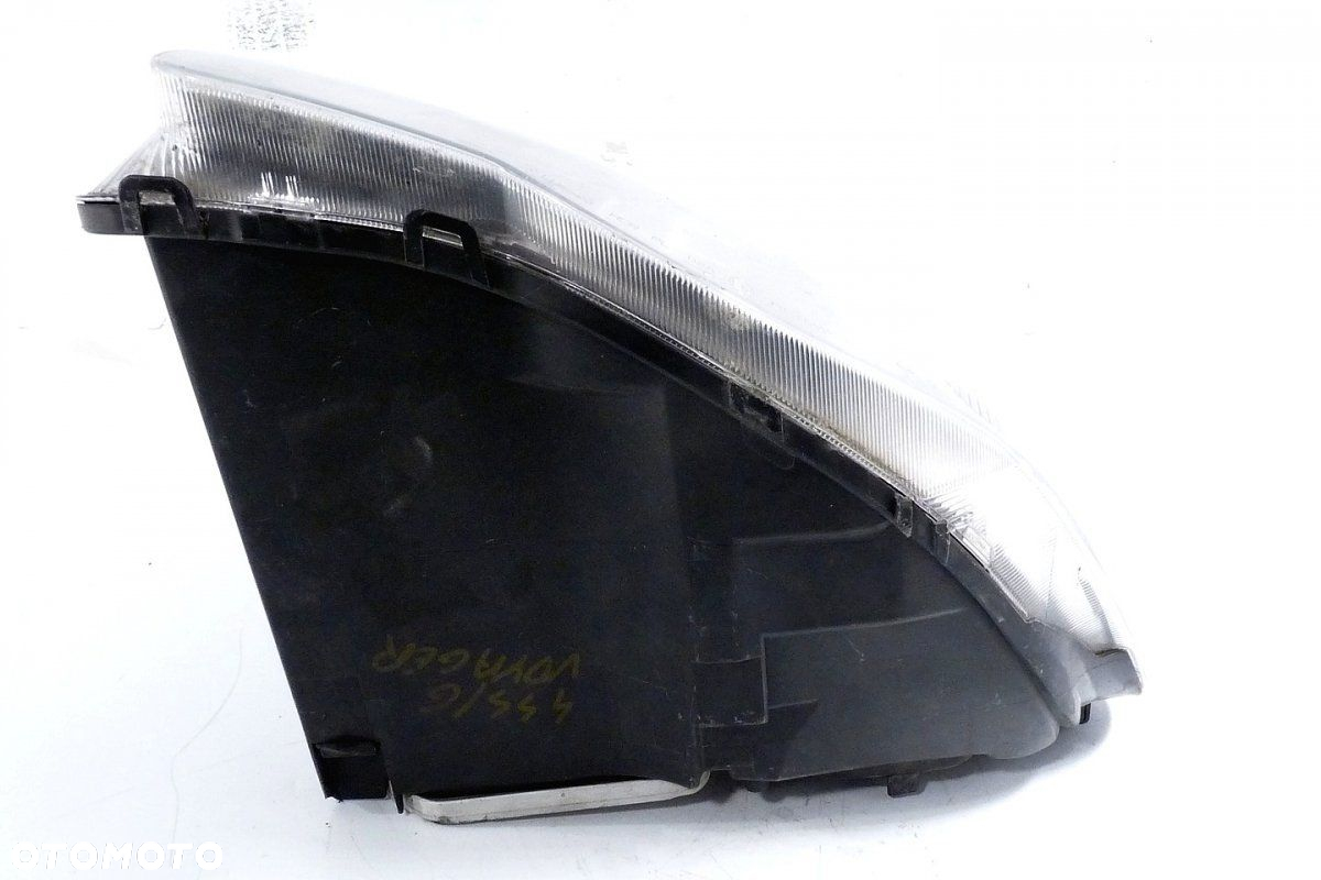 Reflektor lewy Chrysler Town&Country IV Lift 2005-2007 - 5