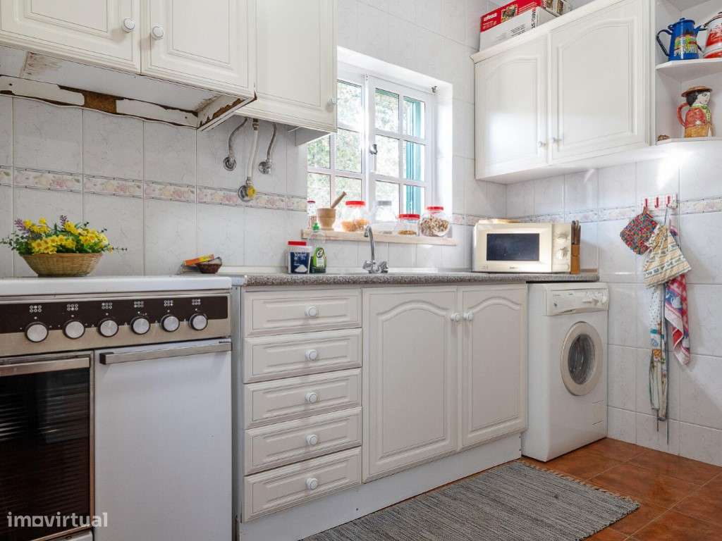 SESIMBRA - ALTO DAS VINHAS - MORADIA ISOLADA, SÓTÃO, ANEXO, PISCINA...-10