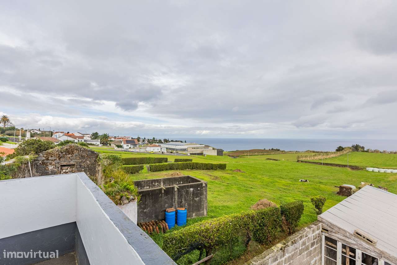 Moradia Geminada T5 - Nordeste - Grande imagem: 5/19