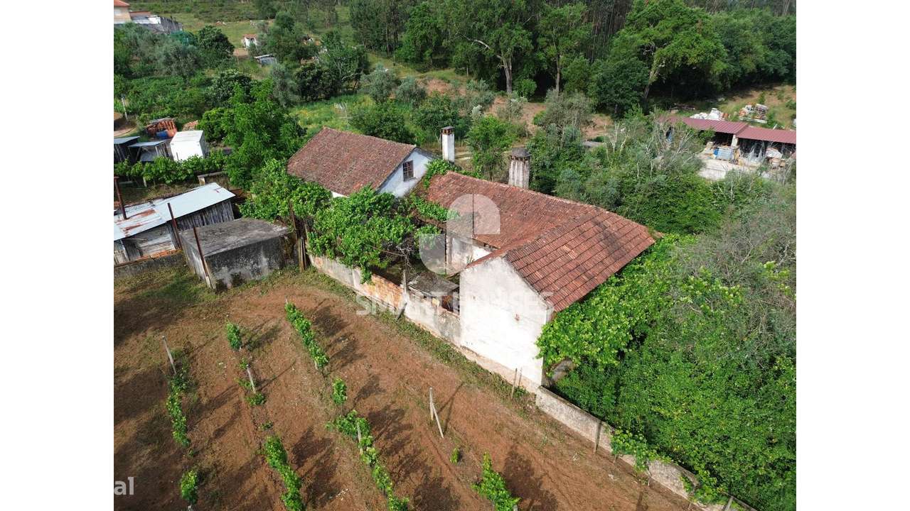 Moradia T3 Cadavais c/ terreno-25