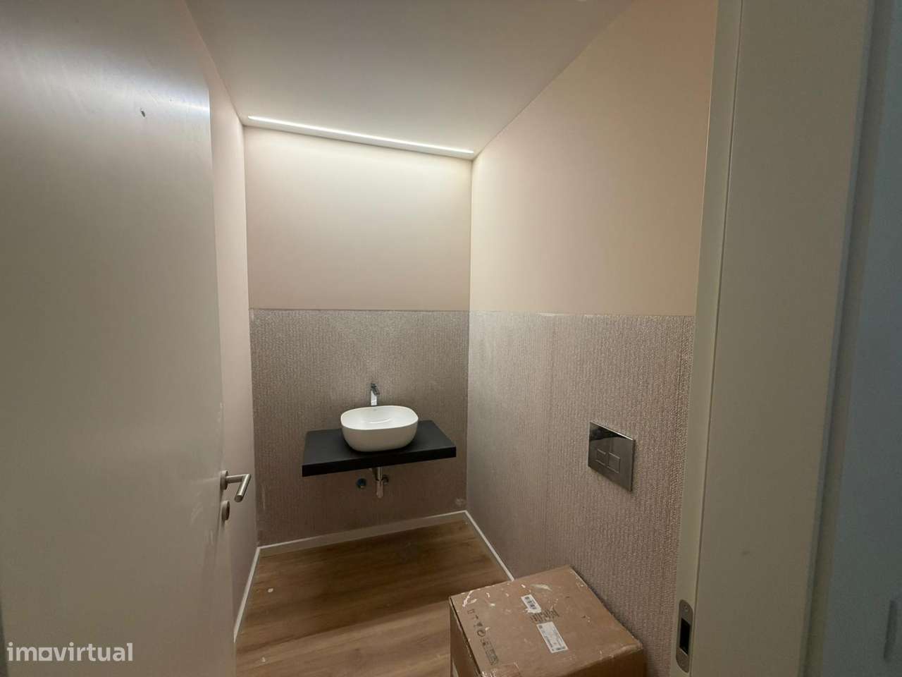 Apartamento T1 Novo em Santa Marinha (VL8)/Linha Rubi-19