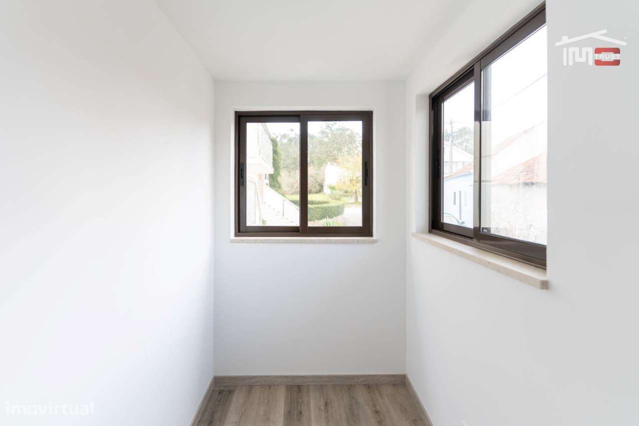 Moradia T1+1 renovada em Perulheira, S. Mamede - Grande imagem: 4/14