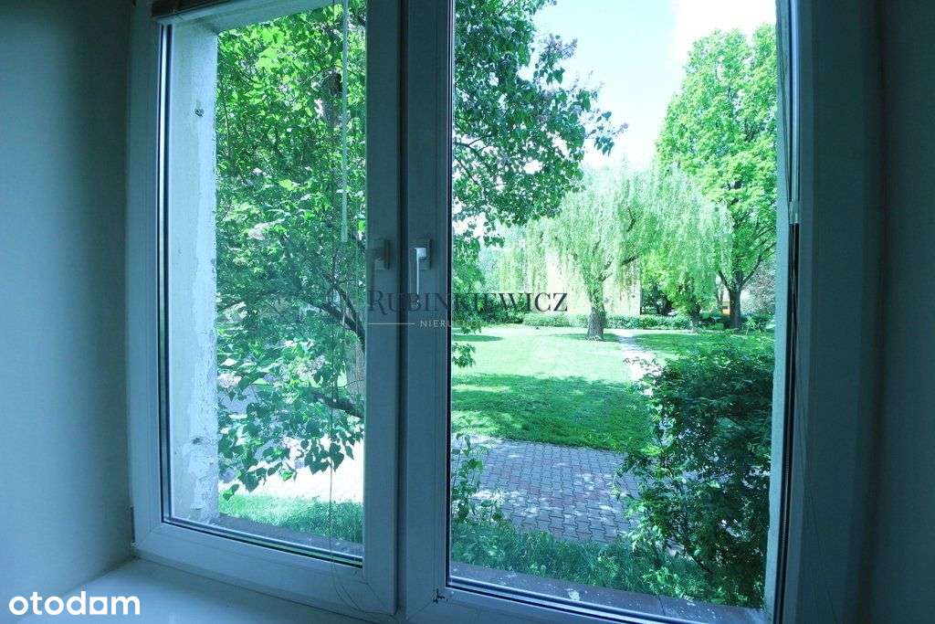 Stary Mokotów Tuż Przy Stacji Metra Racławicka-1