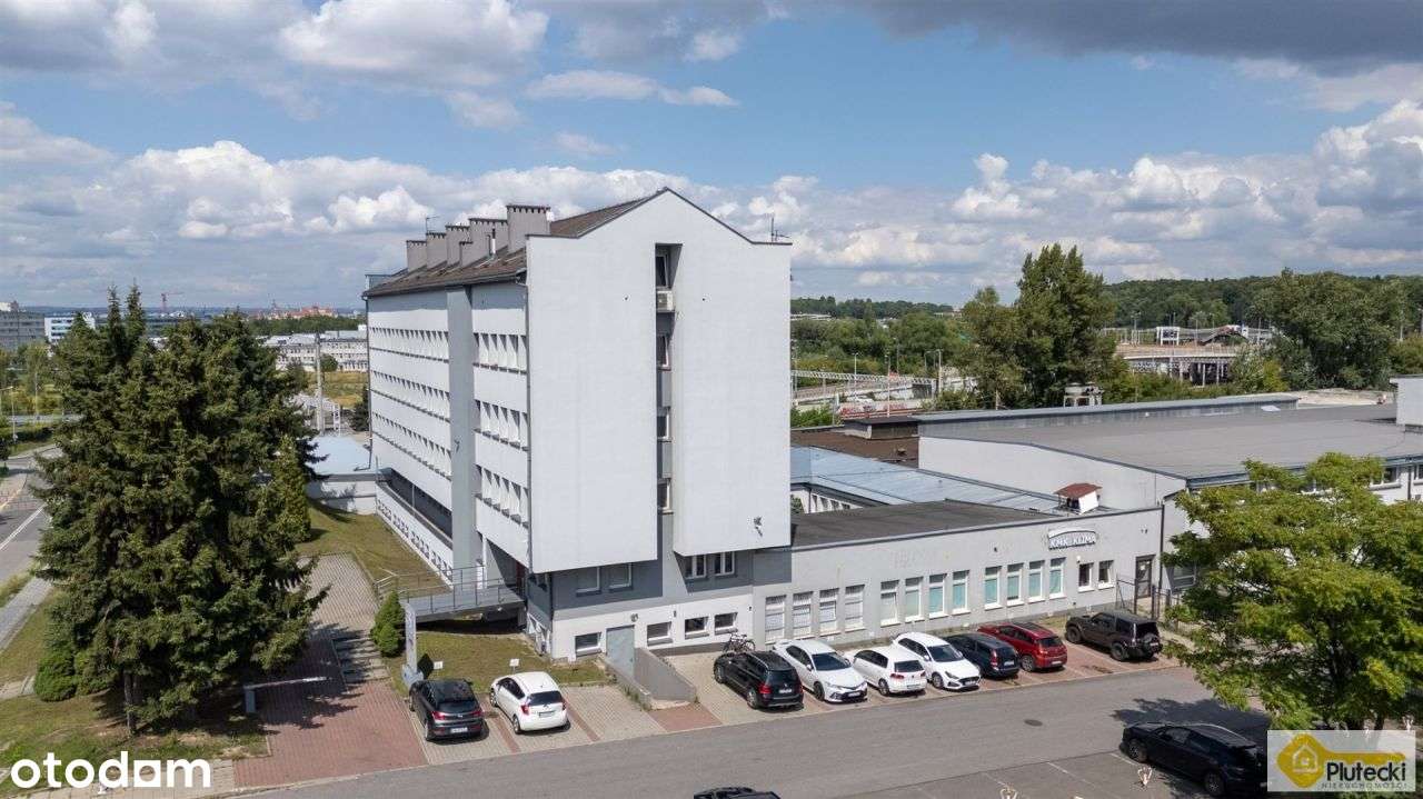 Duży lokal biurowy w świetnej lokalizacji-11