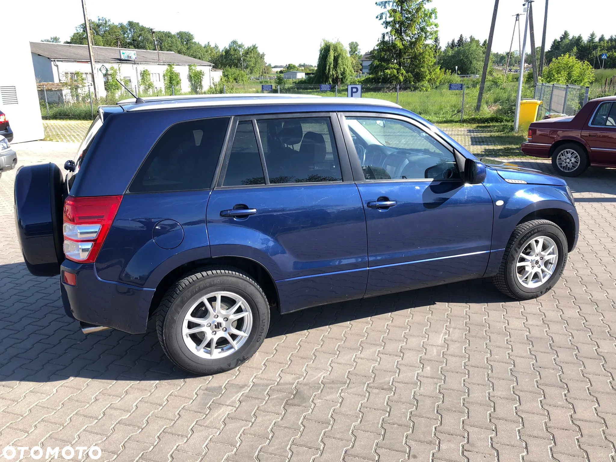 Suzuki Grand Vitara 2.0 - 7