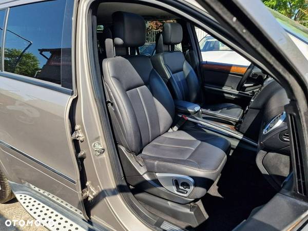 Mercedes-Benz GL 450 4Matic 7G-TRONIC - 23