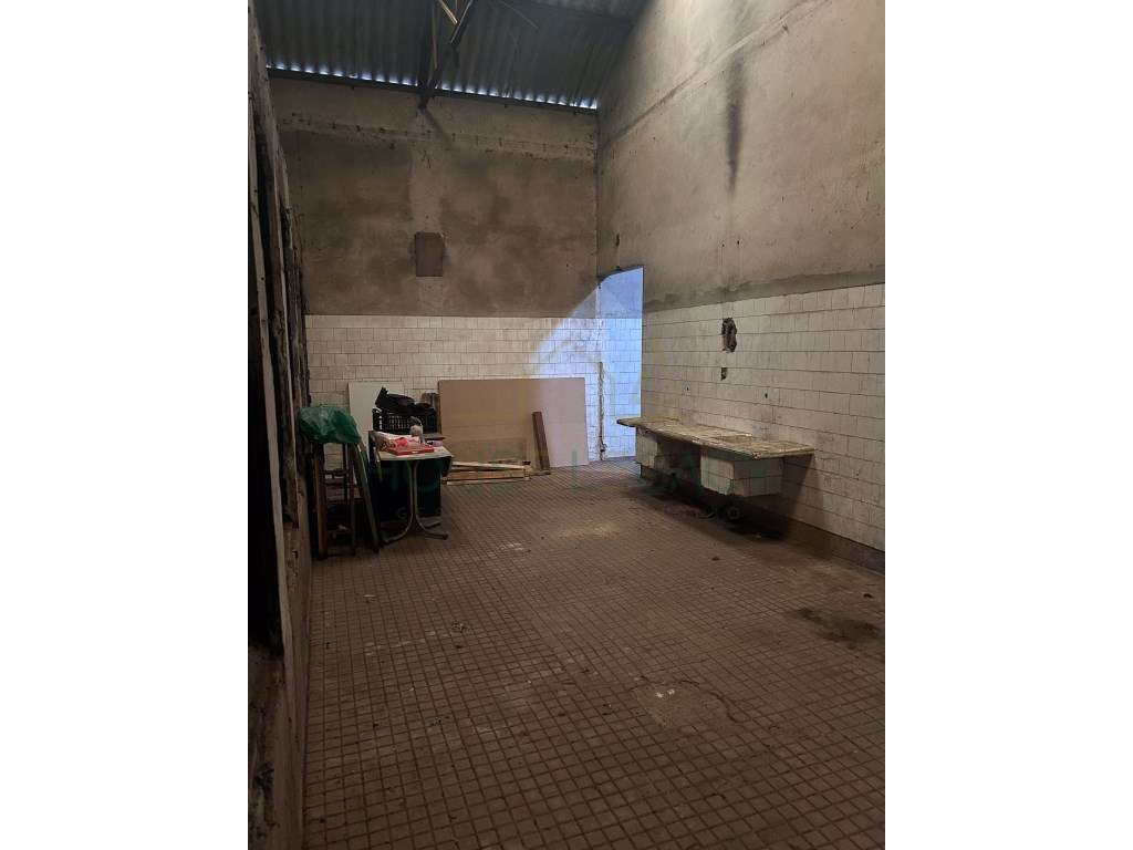 Armazém em Milheirós, Maia-5