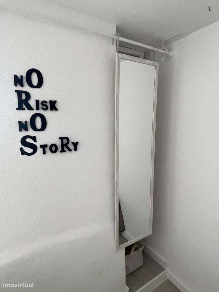 Quarto - localizado em Alta Universitária Coimbra - Grande imagem: 3/10