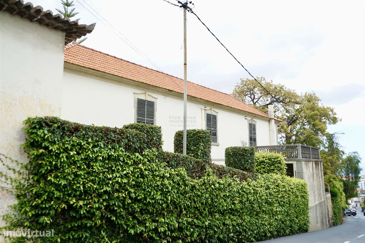 Fantástica moradia num lote de 1360m2-32