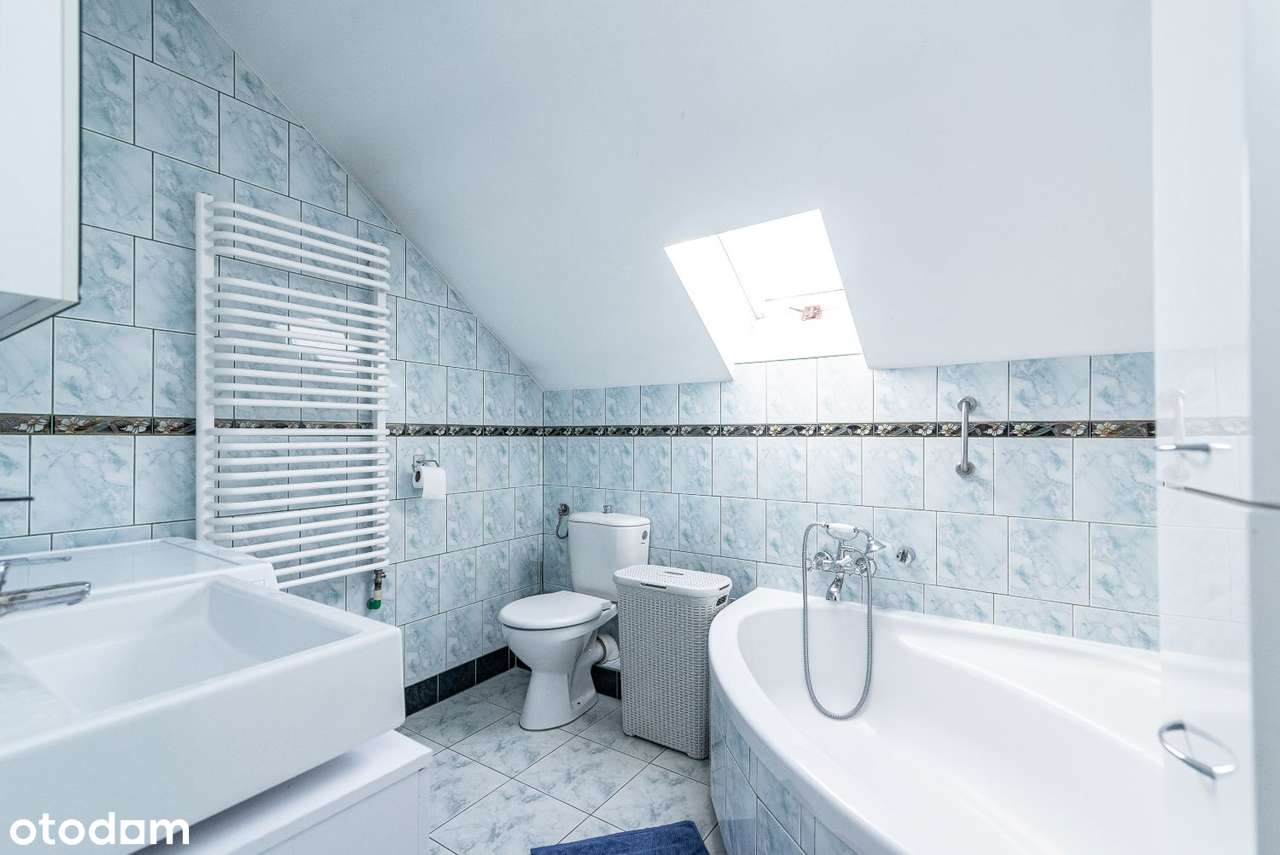 Rząska. Wyjątkowy dom pod Krakowem. Ogród. Taras. Garaż. Widoki.-16