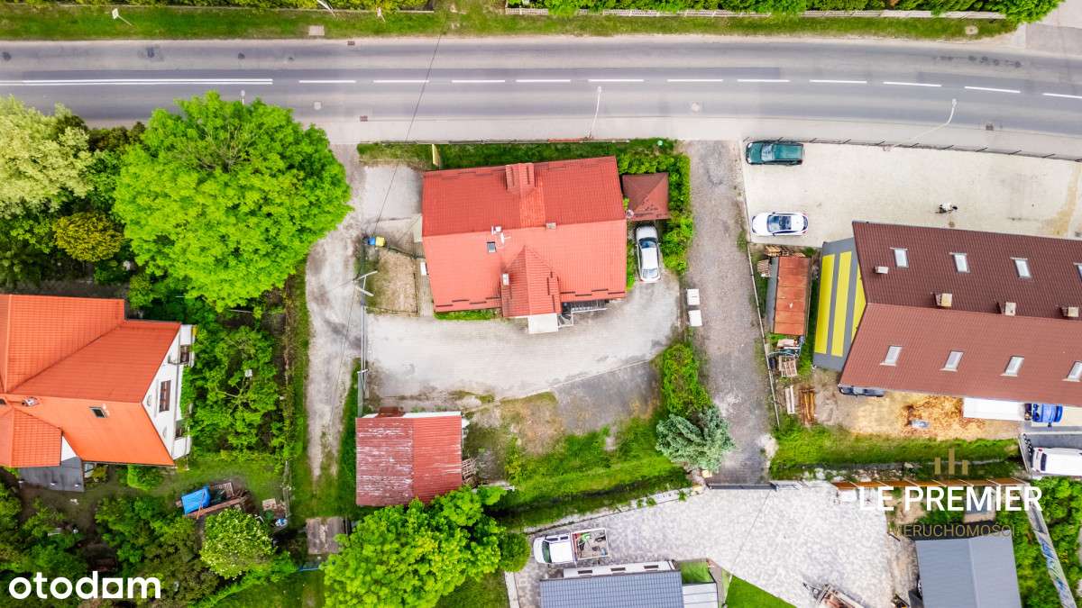 Dom z lokalem usługowym i magazynem – Małomicka-3