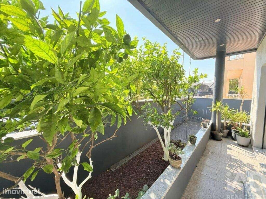 Casa / Villa T3 em Campo e Sobrado de 240,00 m2 - Grande imagem: 4/19