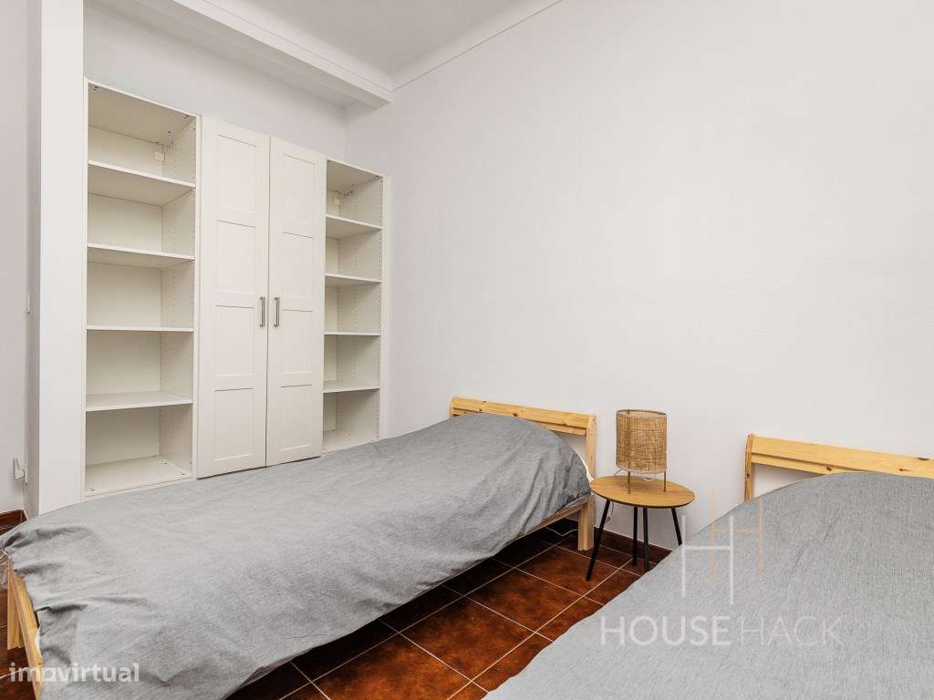 Moradia com piscina junto à Barragem de Castelo de Bode-26