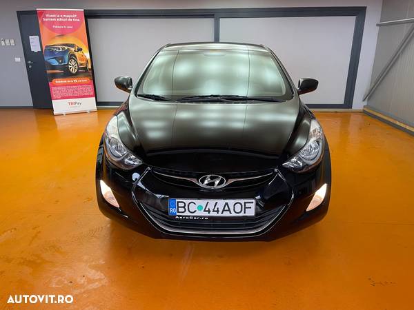 Hyundai Elantra 1.6 MPi Aut. Exclusive - 2