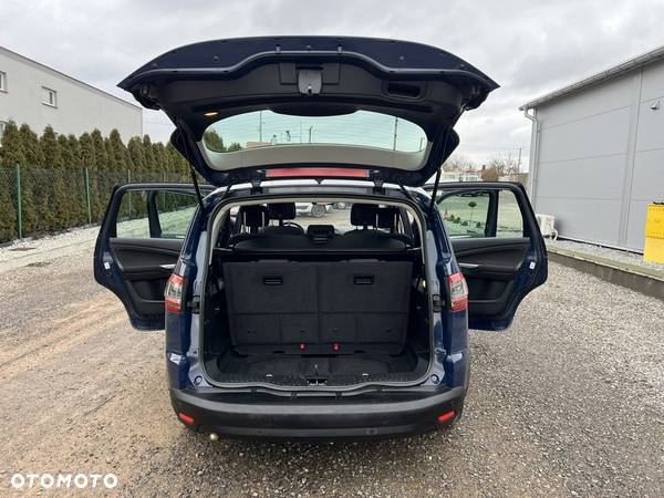 Ford S-Max - 19