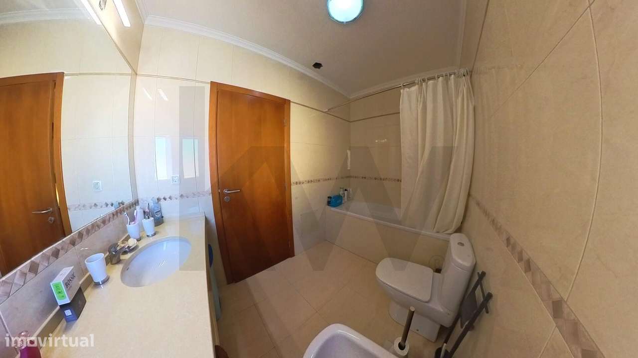 Moradia T3 em Santa Barbara Lourinhã  O Refúgio Perfeito entre o Camp - Grande imagem: 5/27