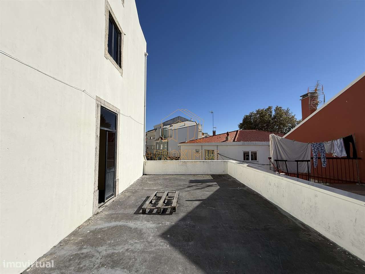 Prédio no centro da cidade - Figueira da Foz-24