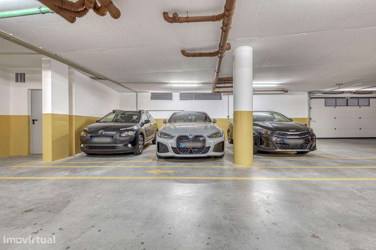 T2 Semi-Novo com varanda na Madalena-17