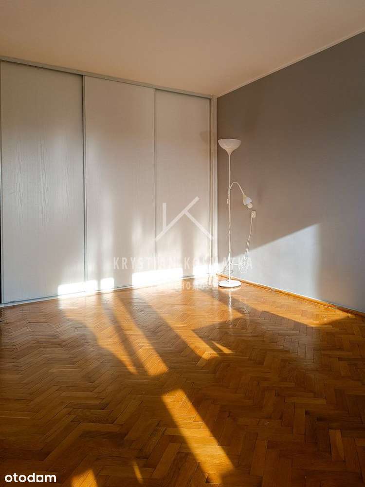 Słoneczna kawalerka w sercu Torunia-2