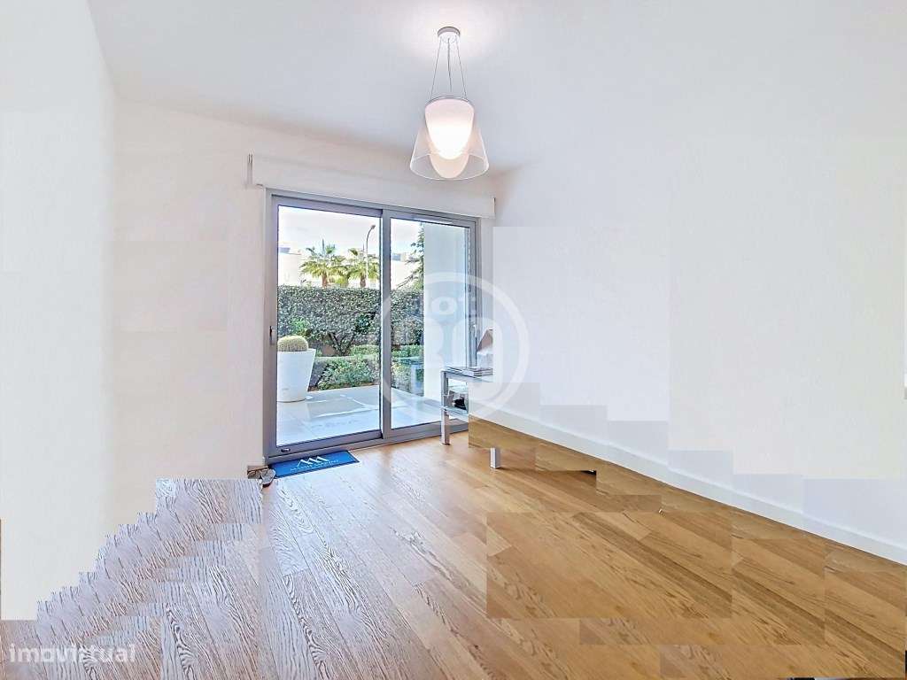 Fantástico apartamento com 3 quartos e inserido num bonito condomín...-10