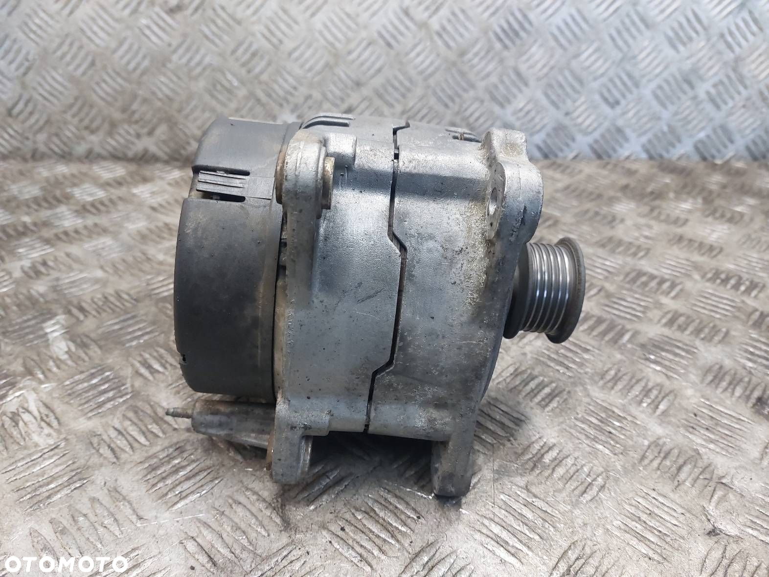 ALTERNATOR BOSCH OCTAVIA I 1.9 TDI 0986039090 - 4