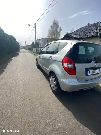 Mercedes-Benz Klasa A 150 BlueEfficiency - 4