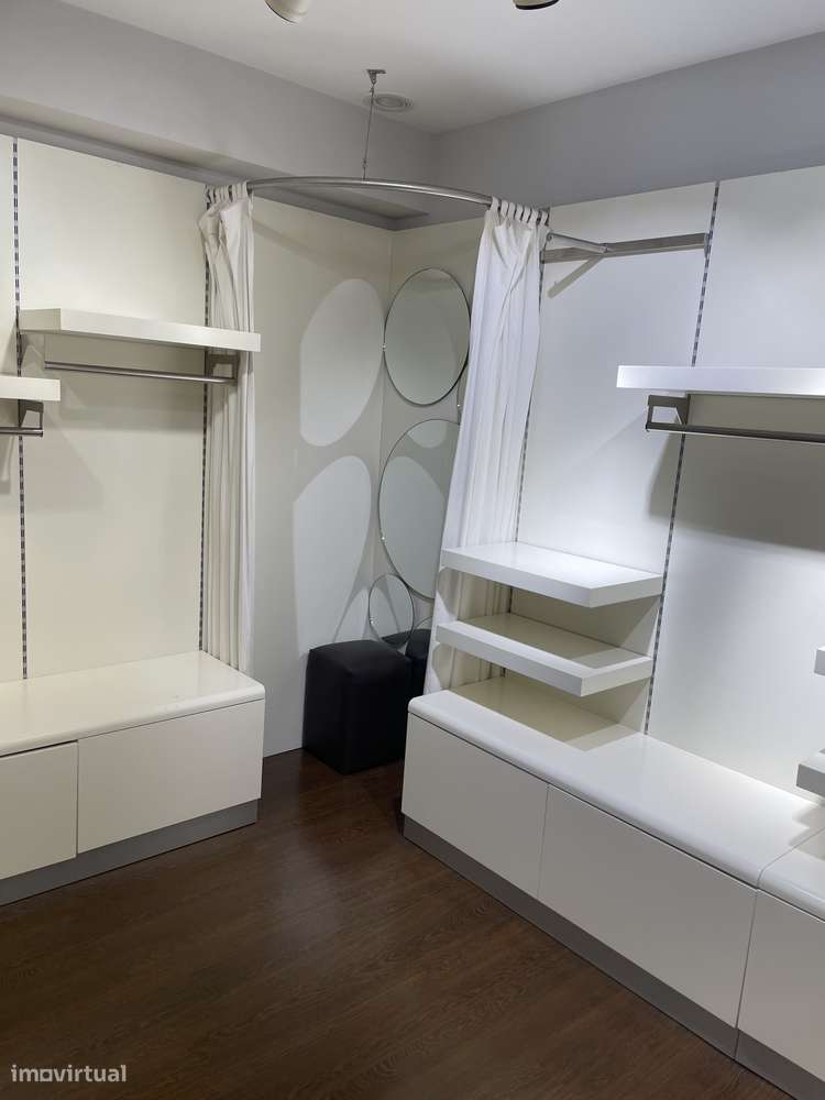 TRESPASSE DE LOJA DE ROUPAS – AVEIRO CENTRO - Grande imagem: 4/15