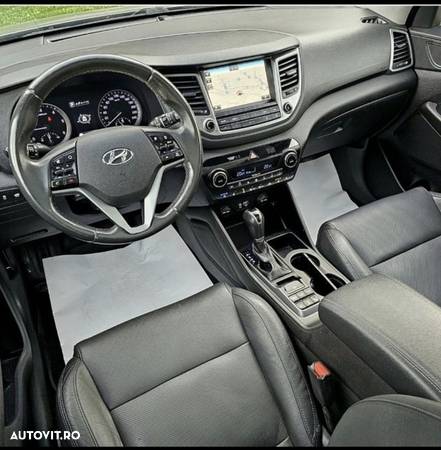 Hyundai Tucson 2.0 CRDi 4WD Automatik Premium - 8