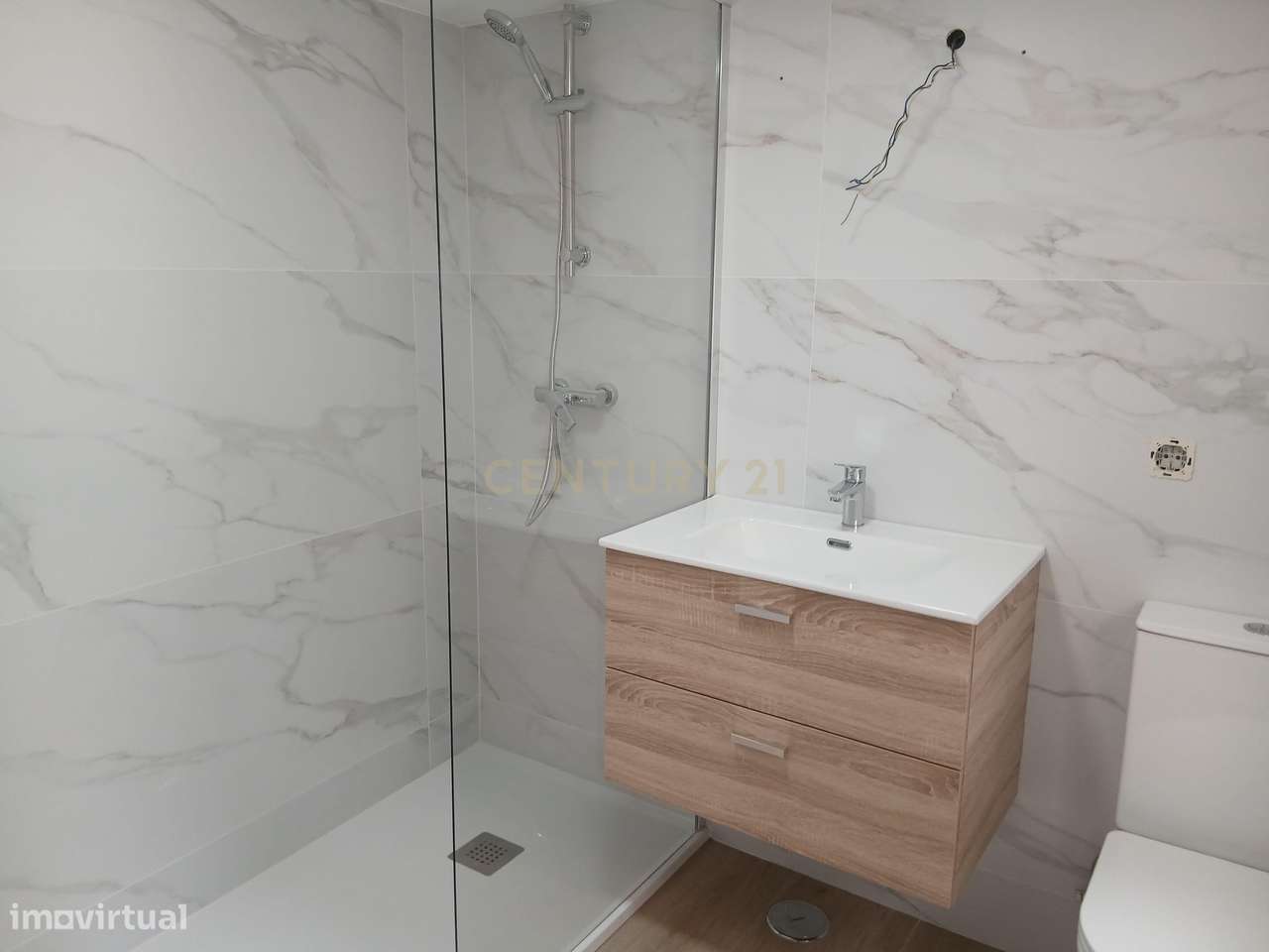 Moradia T2 Renovada em Valada – Conforto e Investimento junto ao Rio T-6