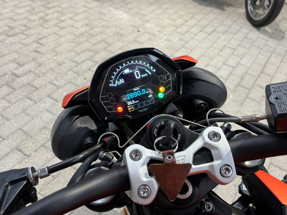 Triumph Street Triple