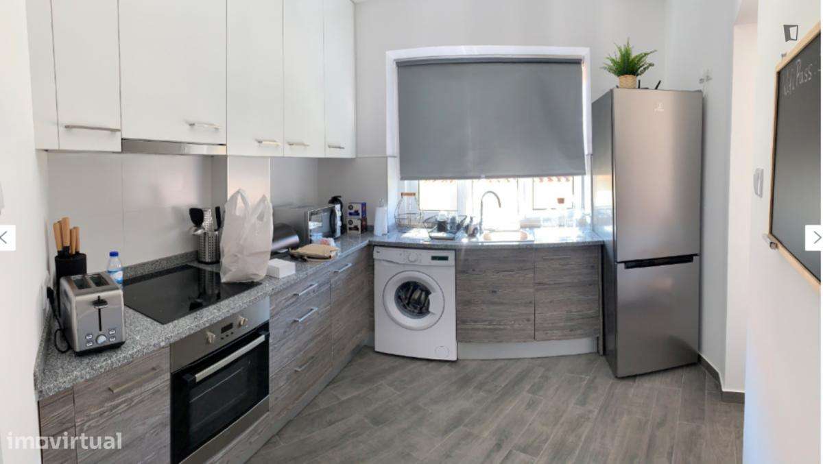 Quarto - localizado em  Coimbra - Grande imagem: 3/5