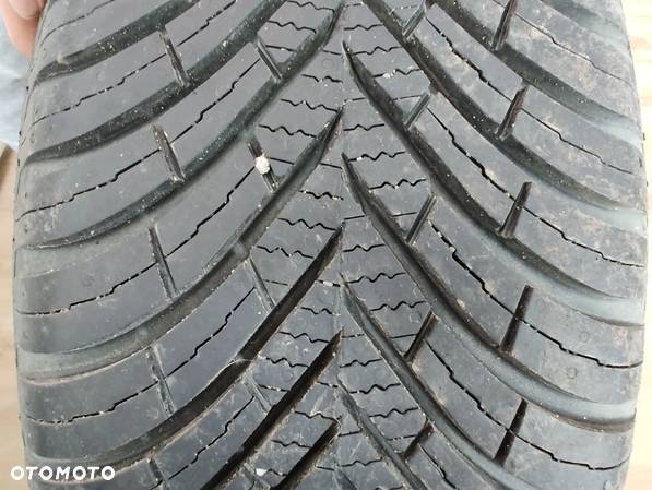 Całoroczne Vredestein Quatrac 205/55R16 91H używane 5m-cy - 8