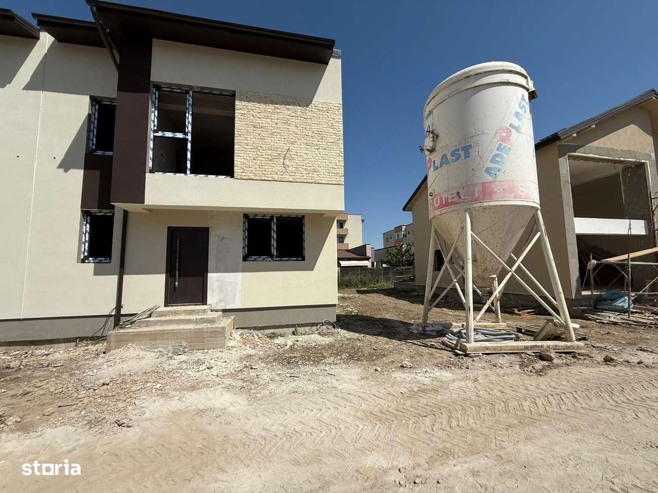 Duplex mare P+1+M Prelungirea Ghencea - Imagine principală: 5/19