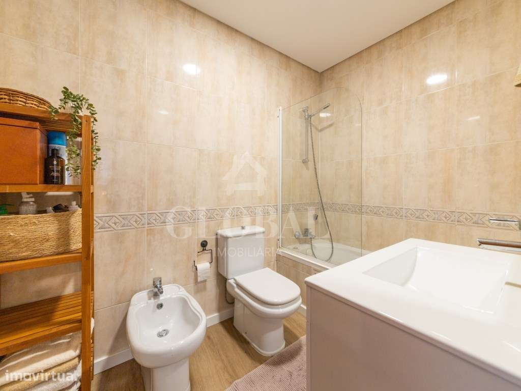 Apartamento T2 (Condomínio Fechado) Vila Nova de Gaia-5