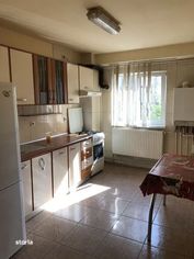 Apartament cu 3 camere de vânzare în zona Marasti
