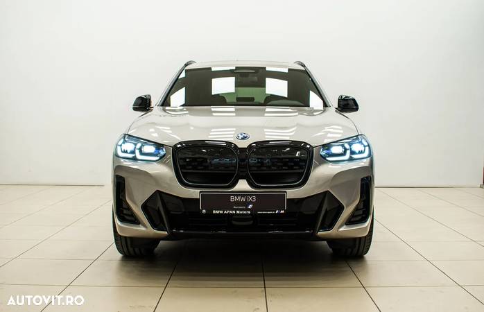 BMW iX3 Standard - 3