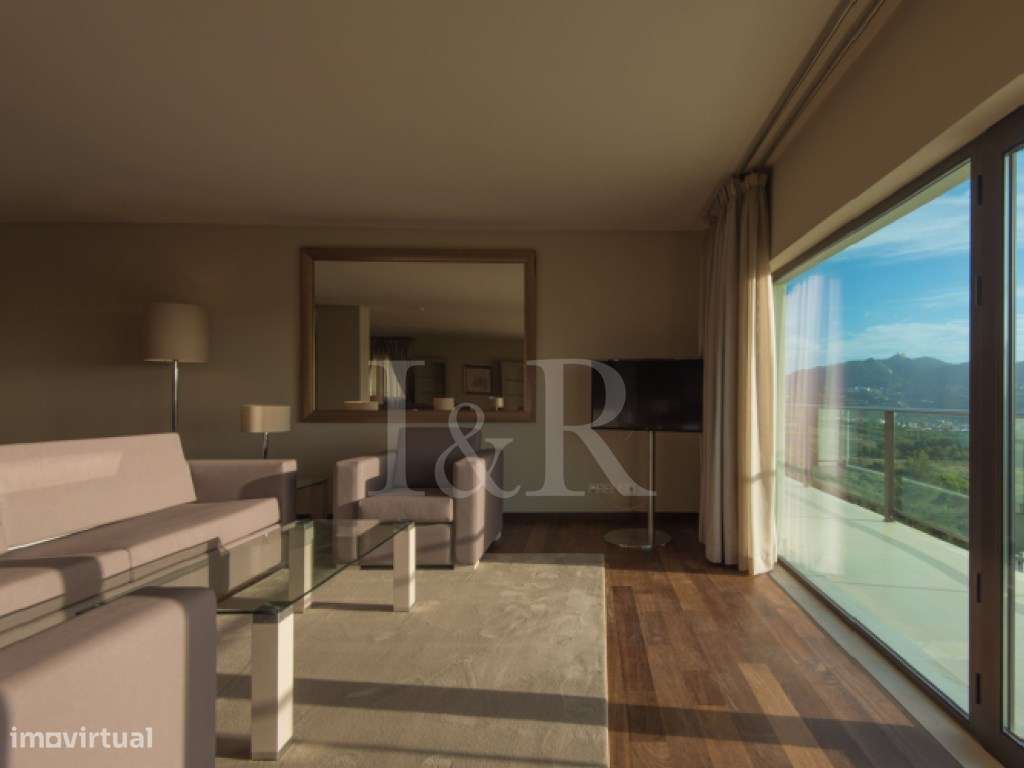 Apartamento T3 com varanda no Vila Galé Sintra - Grande imagem: 2/38