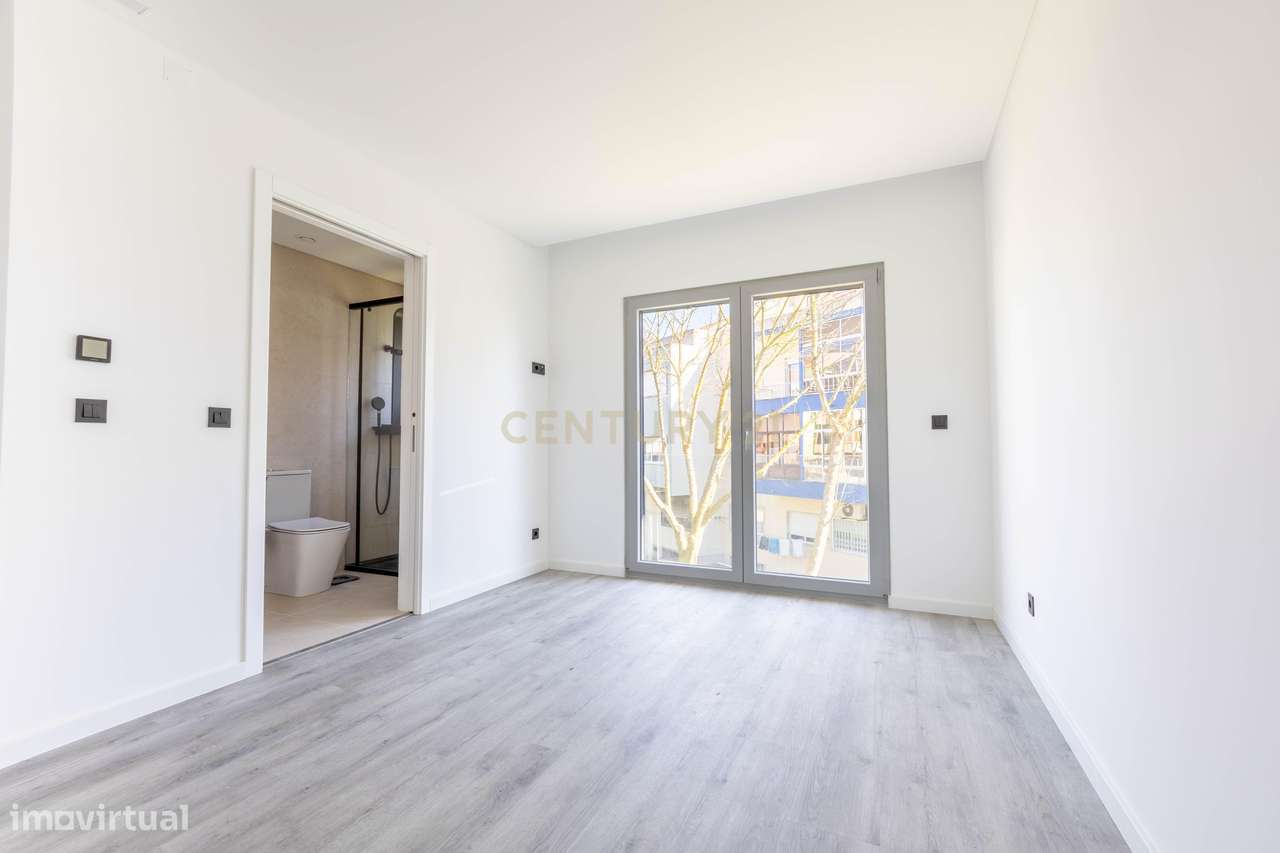 T5 Duplex | 2º Piso | Prédio novo | 1 Fração por piso-18