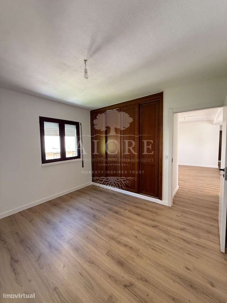Apartamento T3 Totalmente Remodelado | Horta das Figueiras – Évora-16