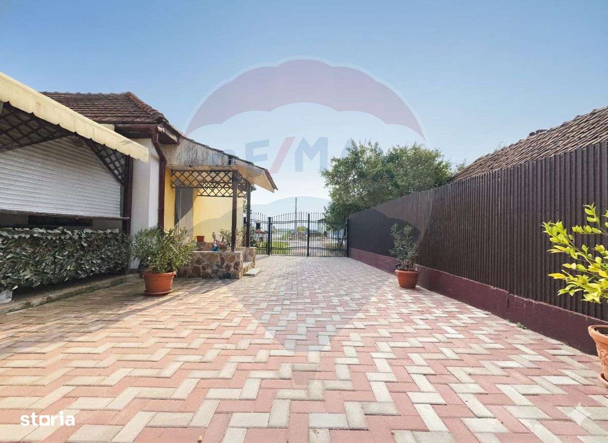 Casă de vanzare in Bazosu Nou - Imagine principală: 4/11