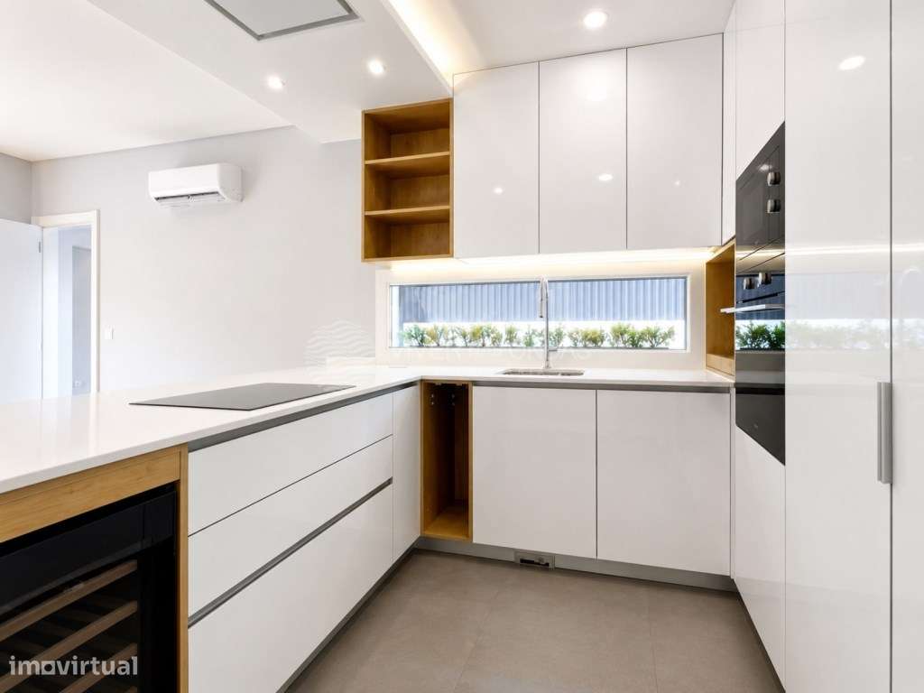 Oferta da Escritura | Moradia T3+1 Térrea com 307 m² em Fernão Ferro-5