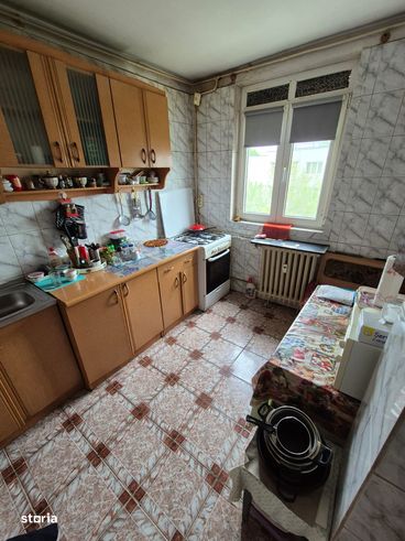 Apartament 3 camere de vanzare Titan / Ozana-8