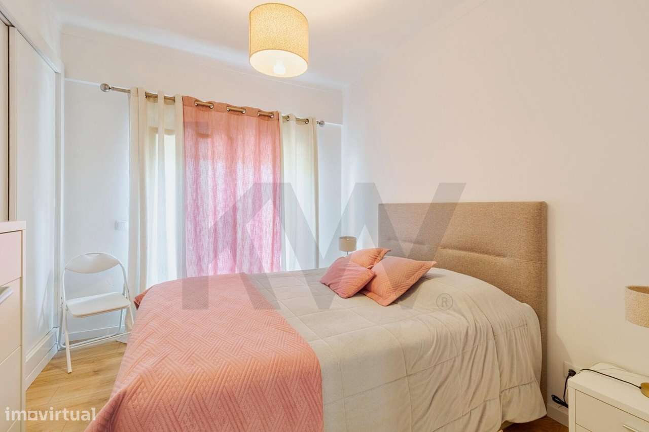 T2 Totalmente Remodelado · Muita Luz Natural · Pronto a Entrar-14