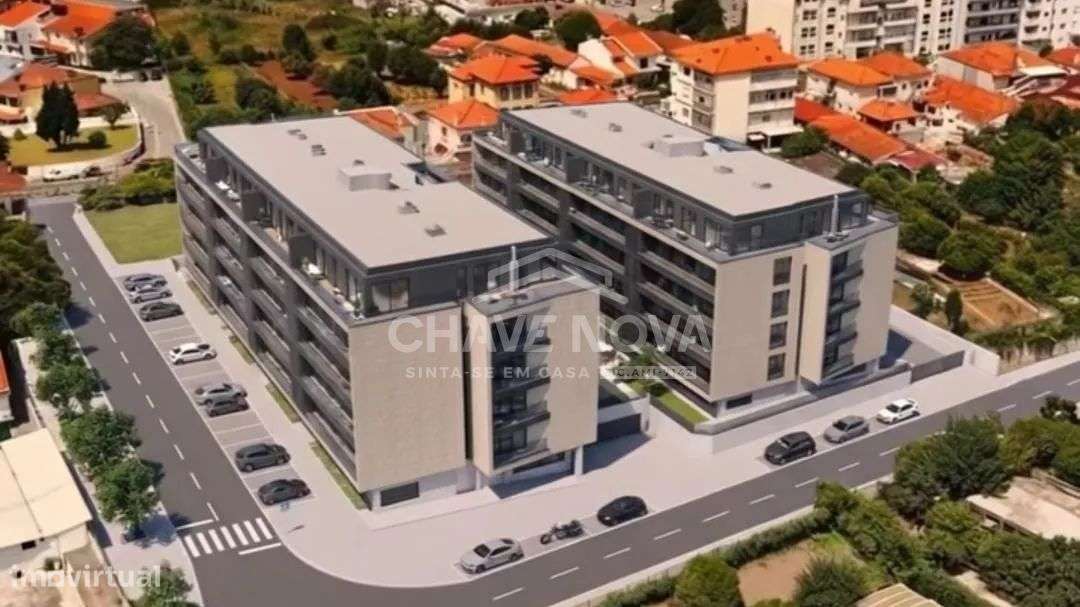 Apartamento T1 Novo c/ Lugar de Garagem e Arrumo em Santa Marinha-23