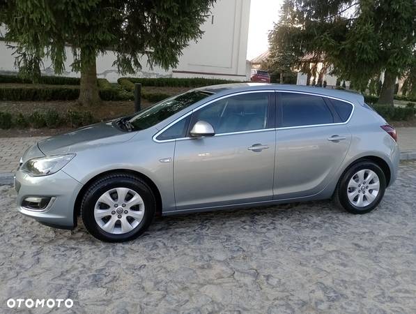 Opel Astra IV 1.6 CDTI Cosmo - 7