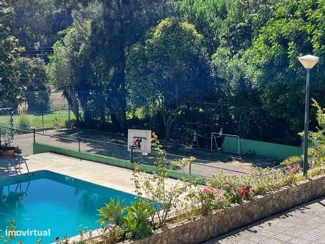 Excelente Moradia c/Piscina, Ringue desportivo, Garagem-8