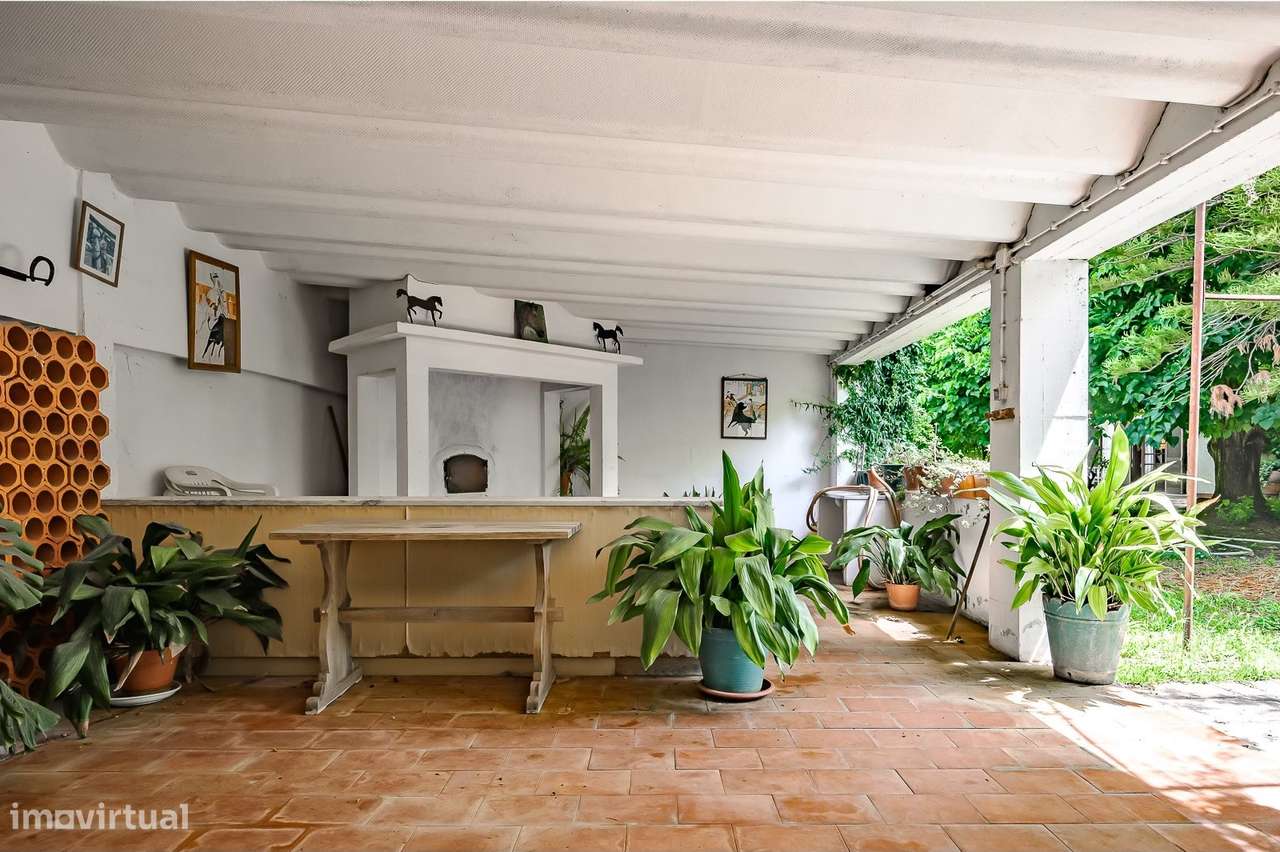 Moradia T4 com Jardim e Vista de Campo na Golegã-28