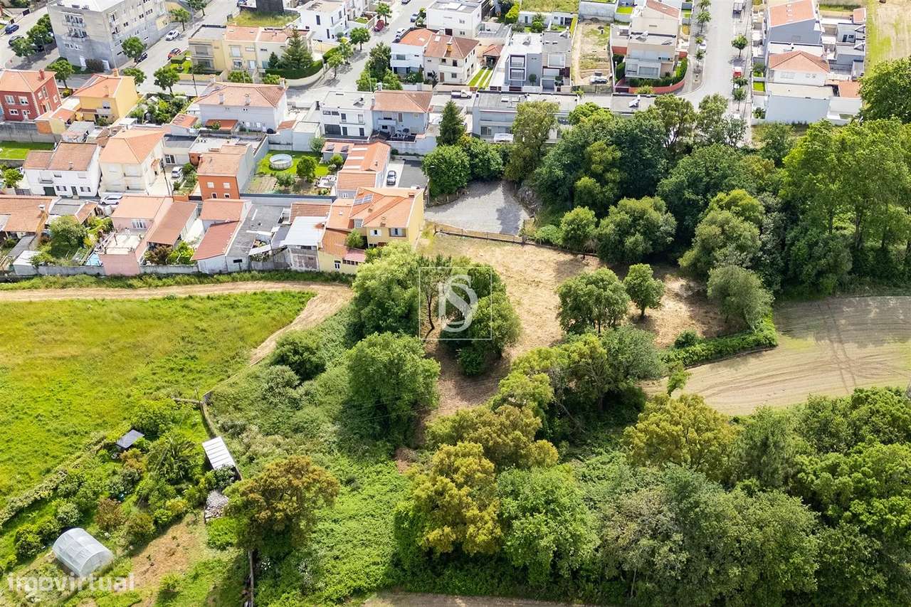 Terreno, 1 900 m², Touguinha e Touguinhó-4