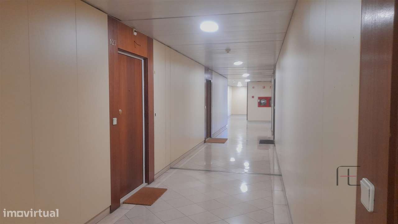 Escritório  Arrendamento em Ramalde,Porto - Grande imagem: 5/16